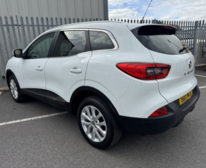 2017 Renault Kadjar Dynamique Nav 1.2 Tce in White — image 4