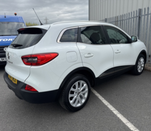 2017 Renault Kadjar Dynamique Nav 1.2 Tce in White — image 5