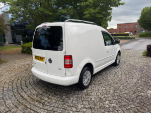 2016 Volkswagen Caddy 1.6 Tdi C20 Startline L1 H1 4dr in White — image 6