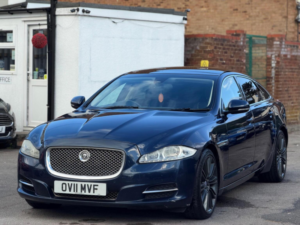 2011 Jaguar Xj 3.0d V6 Portfolio Auto Euro 5 4dr (lwb) in Blue — image 6