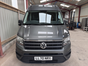 2020 Volkswagen Crafter Trendline Auto 177 Bhp. Fwvsh. Heated Seats. Carplay. Ac. Grey Metallic £505.72 Per Month in Grey — image 3