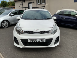 2016 Kia Rio 1.3 Sr7 in White — image 2