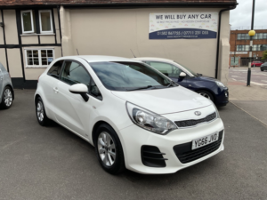 2016 Kia Rio 1.3 Sr7 in White — image 3