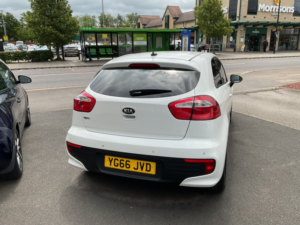 2016 Kia Rio 1.3 Sr7 in White — image 6