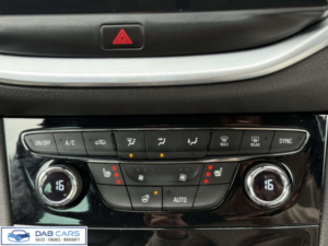 2015 Vauxhall Astra 1.6 Astra Elite Nav Cdti S/s 5dr in Silver — image 6