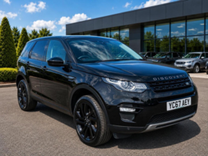 2017 Land Rover Discovery Sport 2.0 Td4 Hse Black Auto 4WD Euro 6 (s/s) 5dr in Black — image 3