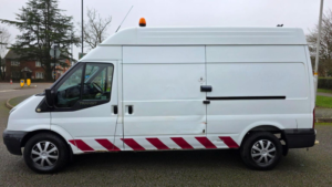 2013 Ford Transit 2.2 Tdci 350 Rwd L3 H3 3dr in White — image 4