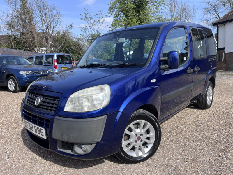 2008 Fiat Doblo 1.4 Doblo 1.4 Dynamic in Blue — image 1