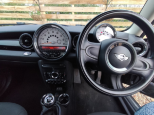 2014 MINI Hatch 1.6 One D Hatch in Brown — image 5