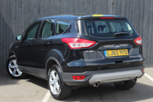2015 Ford Kuga 2.0 Tdci Zetec in Black — image 4