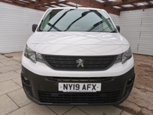 2019 Peugeot Partner 1.6 Bluehdi 1000 Professional in White — image 2