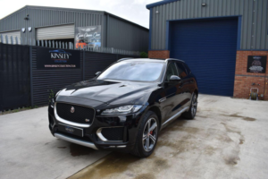 2017 Jaguar F-Pace 3.0 D300 V6 S Auto AWD Euro 6 (s/s) 5dr in Black — image 3