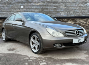 2005 Mercedes Cls 5.0 Cls 500 Auto 4dr in Grey — image 3