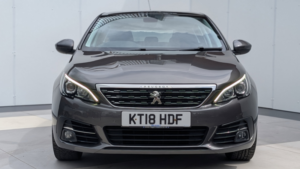 2018 Peugeot 308 1.2 Puretech Gpf Allure Hatchback 5dr Petrol Manual Euro 6 (s/s) (110 Ps) in Grey — image 2