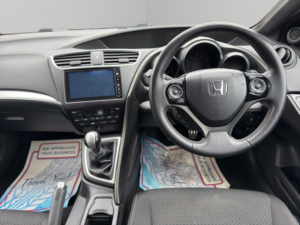 2016 Honda Civic 1.8 I-Vtec Sport (navi) Euro 6 (s/s) 5dr in Red — image 2