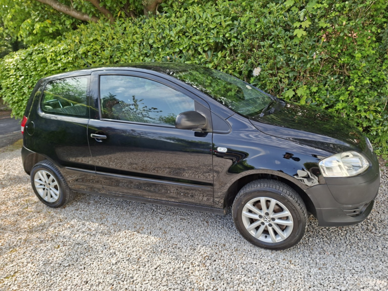 2011 Volkswagen Fox 1.2 6v in Black — image 1