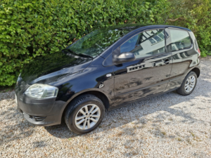 2011 Volkswagen Fox 1.2 6v in Black — image 2