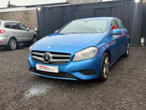 2014 Mercedes A-Class 5-Door Hatch A180 1.5 Cdi Sport Auto in Blue — image 2