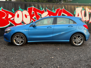 2014 Mercedes A-Class 5-Door Hatch A180 1.5 Cdi Sport Auto in Blue — image 3