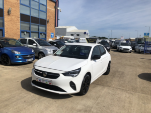 2021 Vauxhall Corsa 1.2 Se in White — image 3