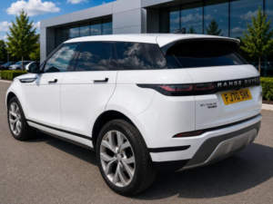 2020 Land Rover Range Rover Evoque 2.0 D150 Mhev Se Auto 4WD Euro 6 (s/s) 5dr in White — image 4