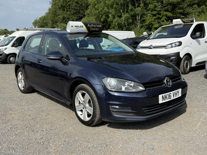 2016 Volkswagen Golf 1.6 Tdi Bluemotion Tech Match Edition in Blue — image 1