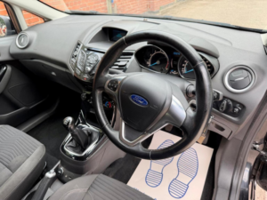 2015 Ford Fiesta 1.25 Zetec Euro 6 3dr in Black — image 4