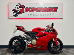 2016 Ducati 1299 Panigale 1299 Euro 3 in Red — image 2