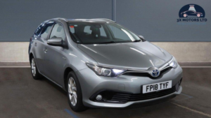 2018 Toyota Auris 1.8 Vvt-H Icon Tech Touring Sports CVT Euro 6 (s/s) 5dr in Grey — image 2