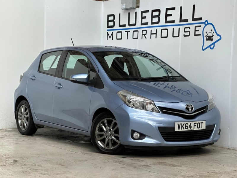 2014 Toyota Yaris 1.4 D-4d Icon Plus Euro 5 5dr in Blue — image 1