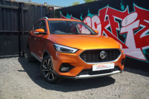 2024 MG MG Zs 1.0 T-Gdi Exclusive SUV 5dr Petrol Auto Euro 6 (111 Ps) in Orange — image 3
