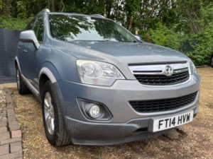 2014 Vauxhall Antara 2.2 Cdti Diamond 2WD Euro 5 (s/s) 5dr in Grey — image 4