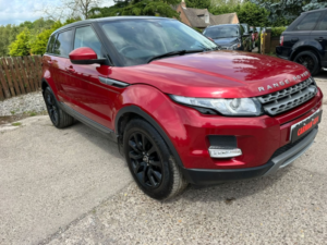 2015 Land Rover Range Rover Evoque 2.2 Sd4 Pure Tech in Red — image 6
