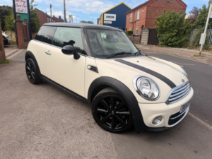 2013 MINI Hatch