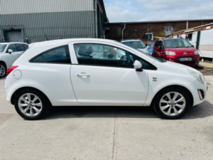 2012 Vauxhall Corsa 1.2 16v Active Easytronic Euro 5 3dr (a/c) in White — image 5