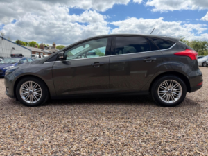 2017 Ford Focus 1.5 Tdci Zetec Edition Powershift Euro 6 (s/s) 5dr in Grey — image 5