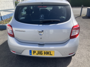 2016 Dacia Sandero 1.5 Laureate Dci 90 in Silver — image 3