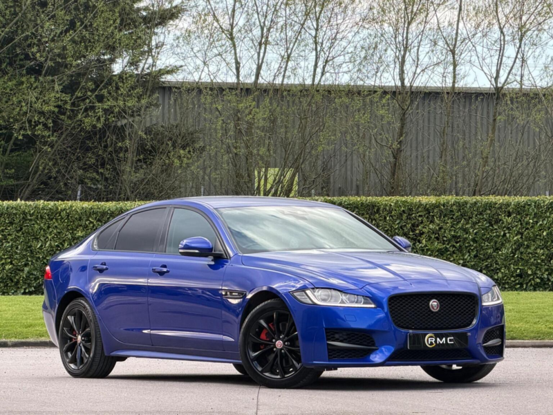 2018 Jaguar Xf 2.0d R-Sport Auto Euro 6 (s/s) 4dr in Blue — image 1