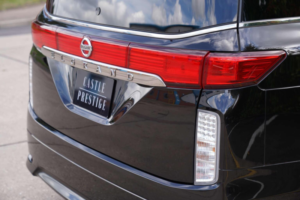 2011 Nissan Elgrand 2.5 Highway Star 5dr 8 Seats in Black — image 5