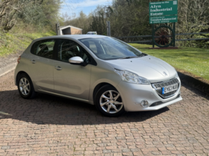 2013 Peugeot 208 1.2 Vti Active in Silver — image 2