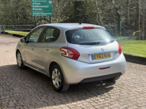 2013 Peugeot 208 1.2 Vti Active in Silver — image 6
