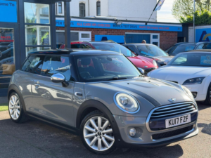 2017 MINI Hatch