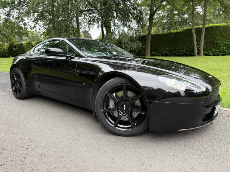 2007 Aston Martin Vantage 4.3 V8 in Black — image 1