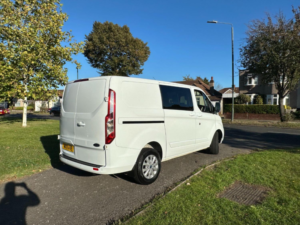 2021 Ford Transit 2.0 Transit Custom Limited Dciv 320 L1 2.0l Ecoblue 130ps Fwd 6 Speed Manual in White — image 4