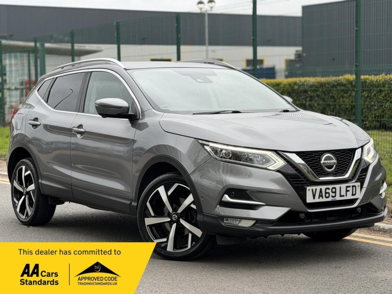 2020 Nissan Qashqai 1.3 Dig-T Tekna Euro 6 (s/s) 5dr in Grey — image 1