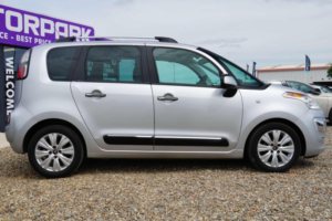 2015 Citroen C3 Picasso 1.6 Hdi Exclusive Euro 5 5dr in Silver — image 6