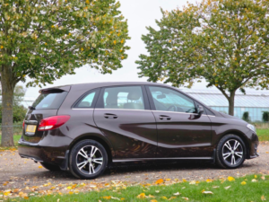 2016 Mercedes-Benz B Class 1.6 B180 Se (executive) 7g-Dct Euro 6 (s/s) 5dr in Bronze — image 6