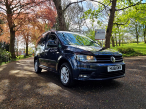2018 Volkswagen Caddy 2.0 Tdi C20 Bluemotion Tech Highline Swb Euro 6 (s/s) 5dr in Blue — image 4