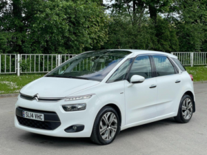 2014 Citroen C4 Picasso 1.6 E-Hdi Airdream Exclusive Euro 5 (s/s) 5dr in White — image 3