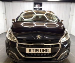 2019 Peugeot 208 1.2 Puretech Signature in Blue — image 2